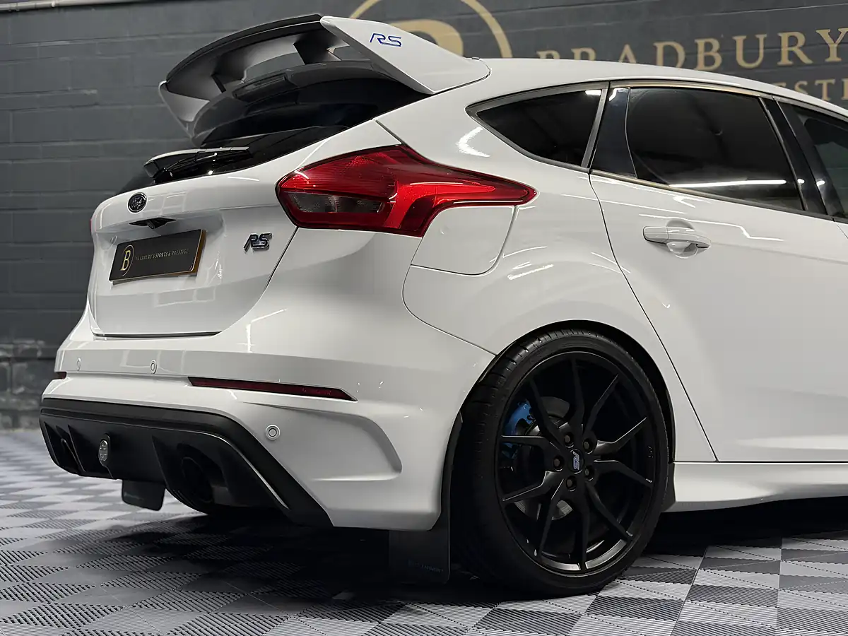Used 2017 Ford Focus RS White - Interior and Exterior details 14