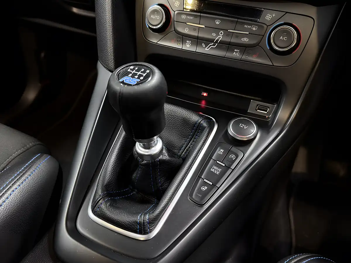 Used 2017 Ford Focus RS White - Interior and Exterior details 15