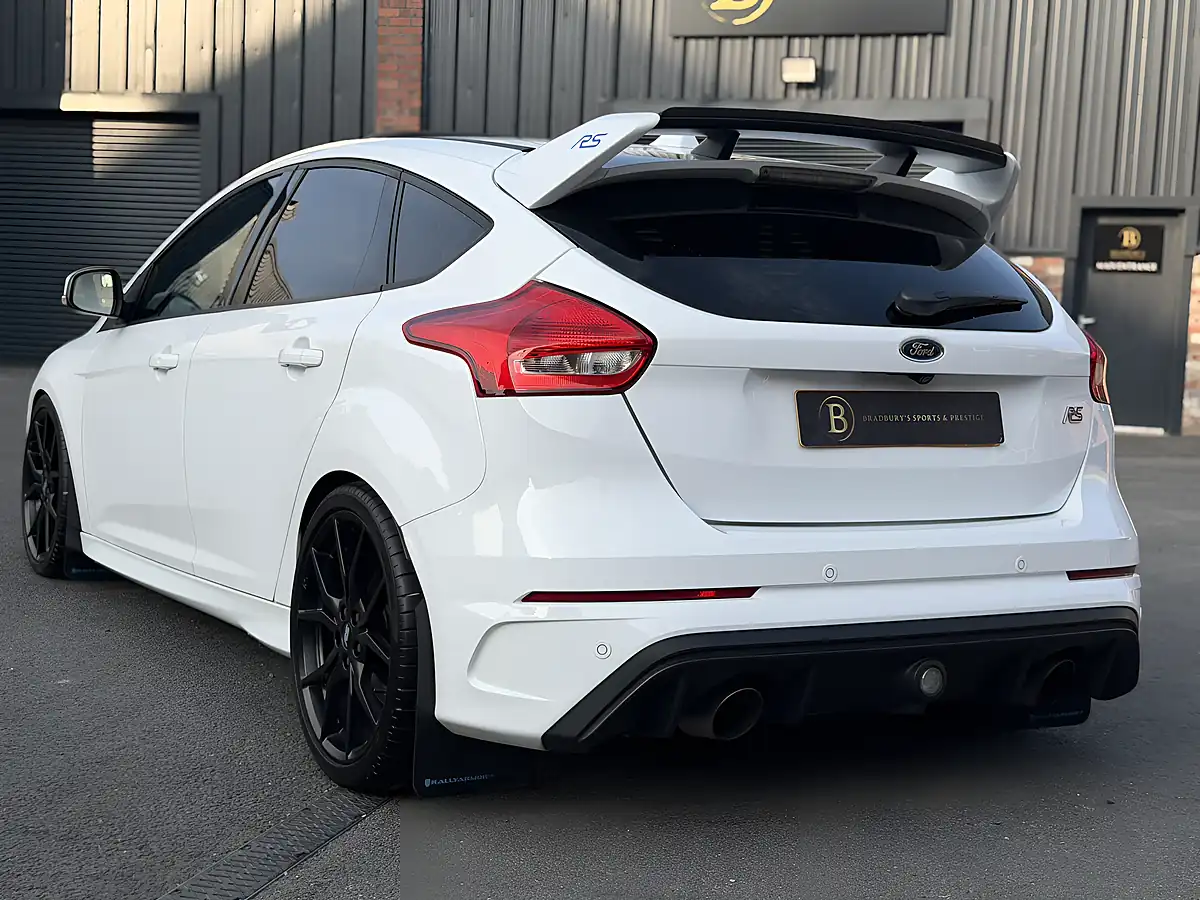 Used 2017 Ford Focus RS White - Interior and Exterior details 20