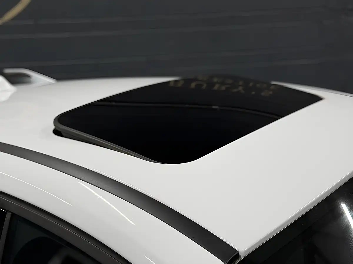 Used 2017 Ford Focus RS White - Interior and Exterior details 3