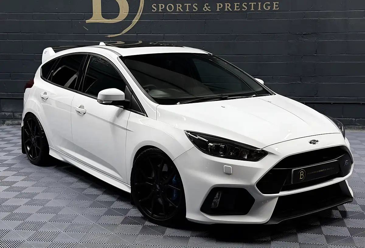 Used 2017 Ford Focus RS White - Interior and Exterior details 6