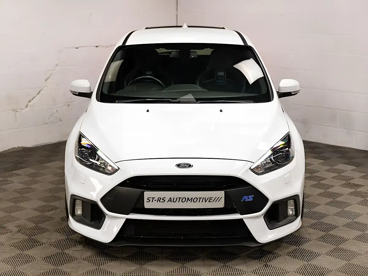 Used 2017 Ford Focus RS White - Interior and Exterior details 2