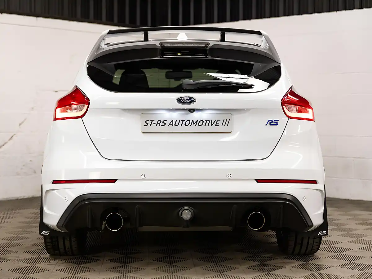 Used 2017 Ford Focus RS White - Interior and Exterior details 9