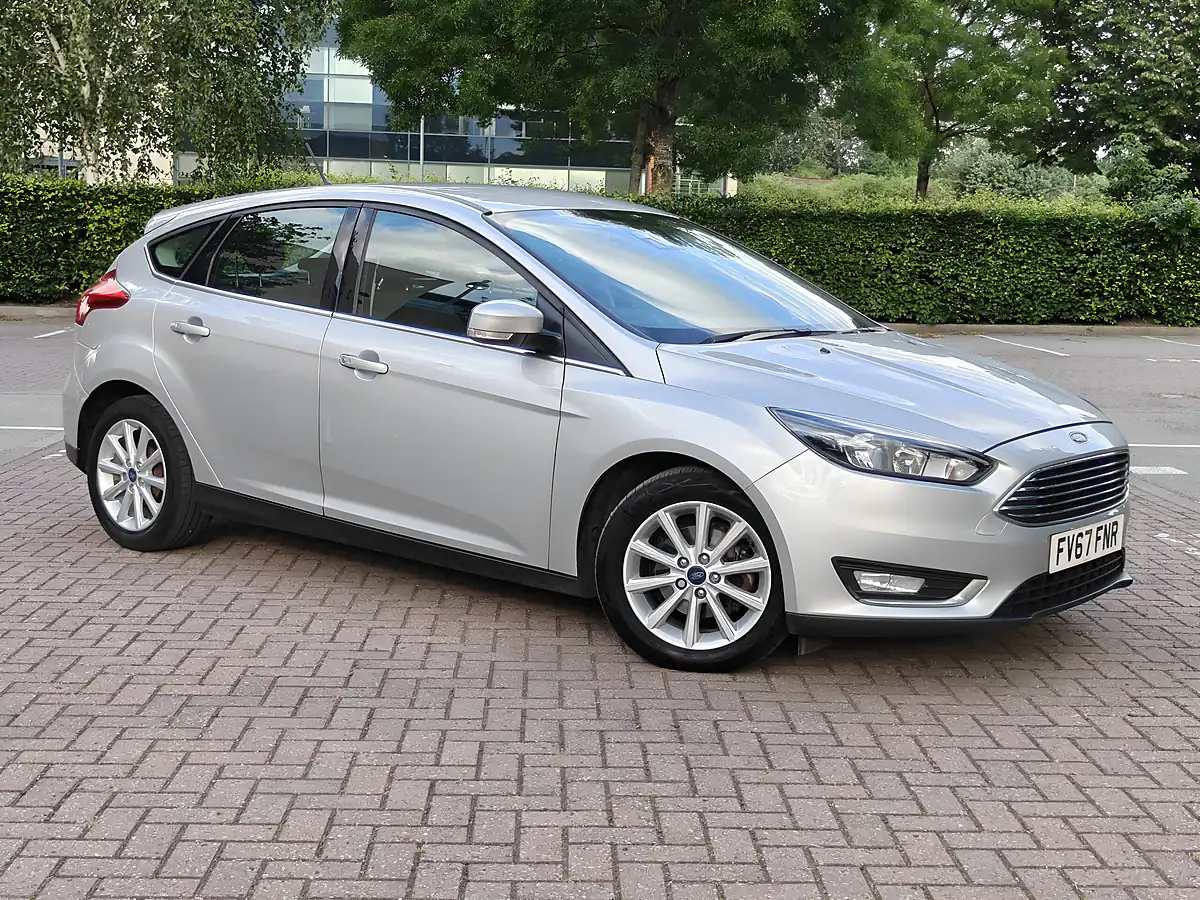Used 2017 Ford Focus Silver - Front View