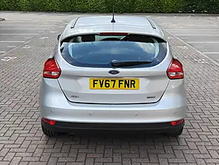 Used 2017 Ford Focus Silver - Interior and Exterior details 7