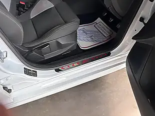 Used 2017 Ford Focus ST-1 White - Interior and Exterior details 14