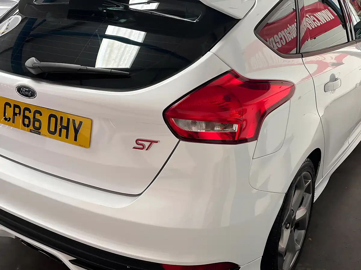 Used 2017 Ford Focus ST-1 White - Interior and Exterior details 6