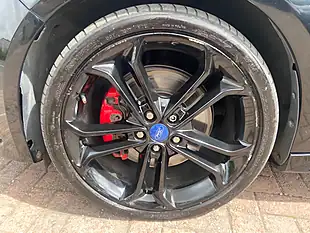 Used 2017 Ford Focus ST-2 Black - Interior and Exterior details 20
