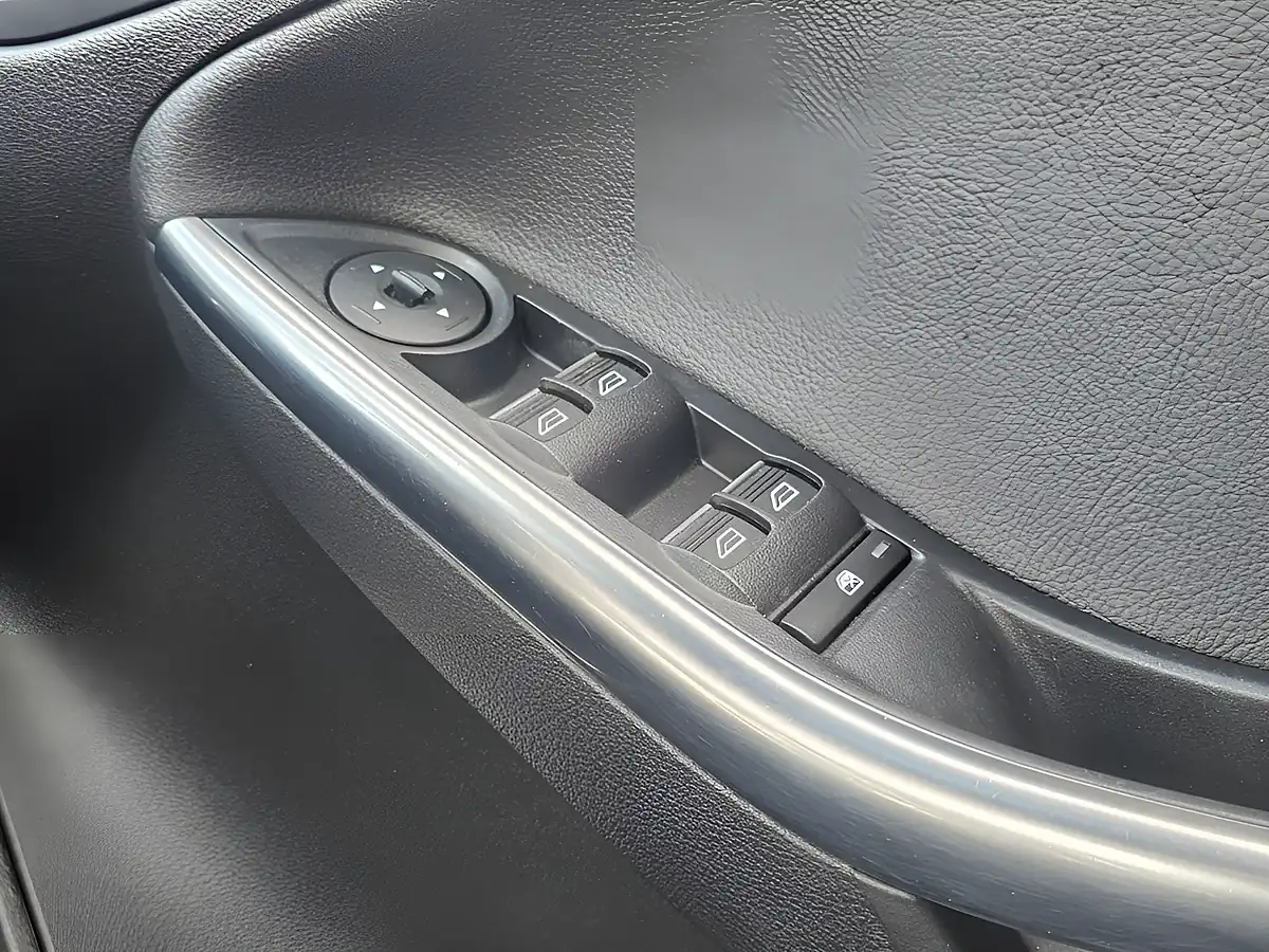 Used 2017 Ford Focus ST-2 Black - Interior and Exterior details 16
