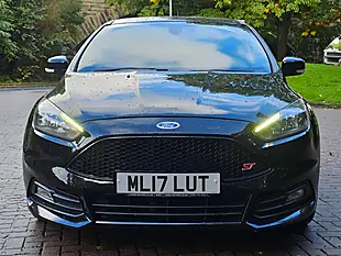 Used 2017 Ford Focus ST-2 Black - Interior and Exterior details 9