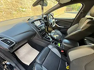 Used 2017 Ford Focus ST-2 Black - Interior and Exterior details 14