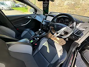 Used 2017 Ford Focus ST-2 Black - Interior and Exterior details 16