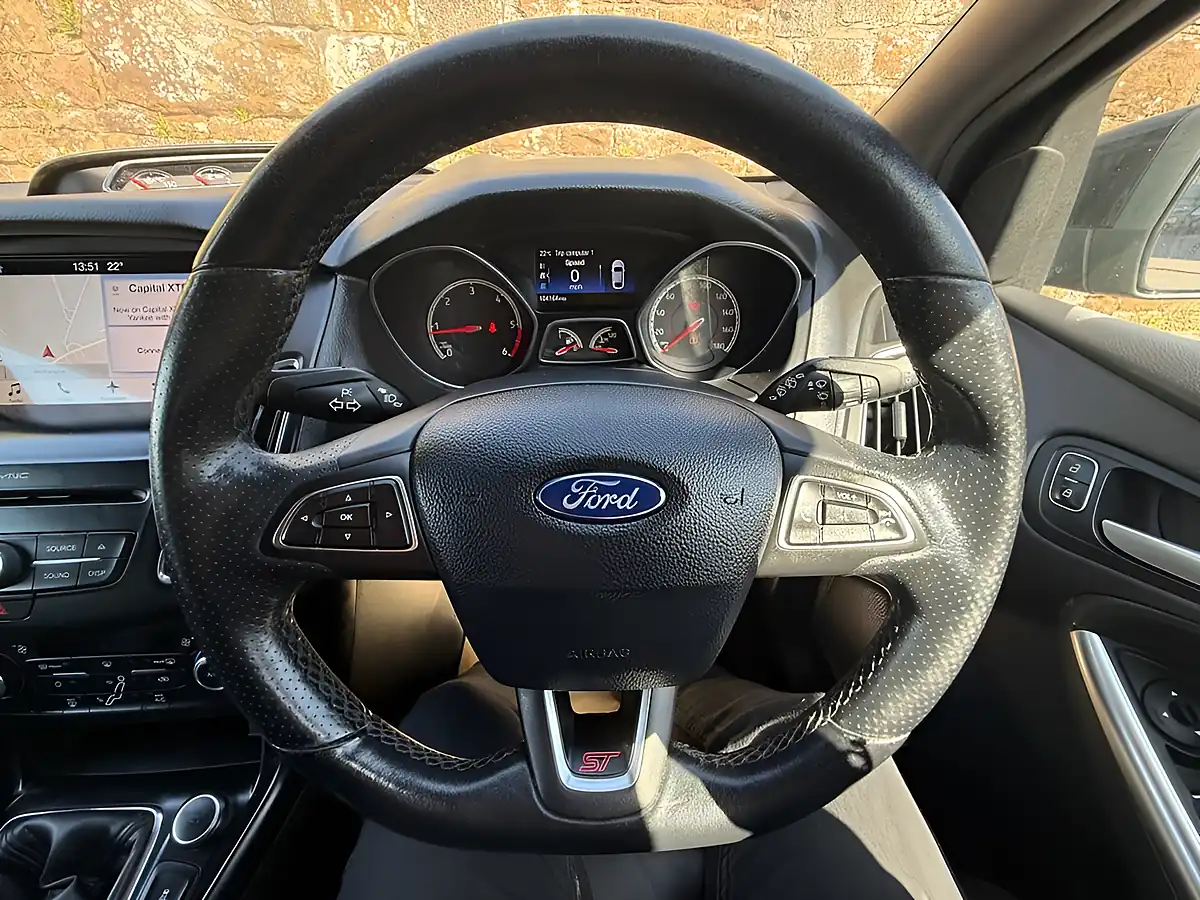 Used 2017 Ford Focus ST-2 Black - Interior and Exterior details 18