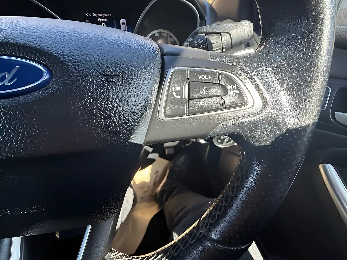 Used 2017 Ford Focus ST-2 Black - Interior and Exterior details 20