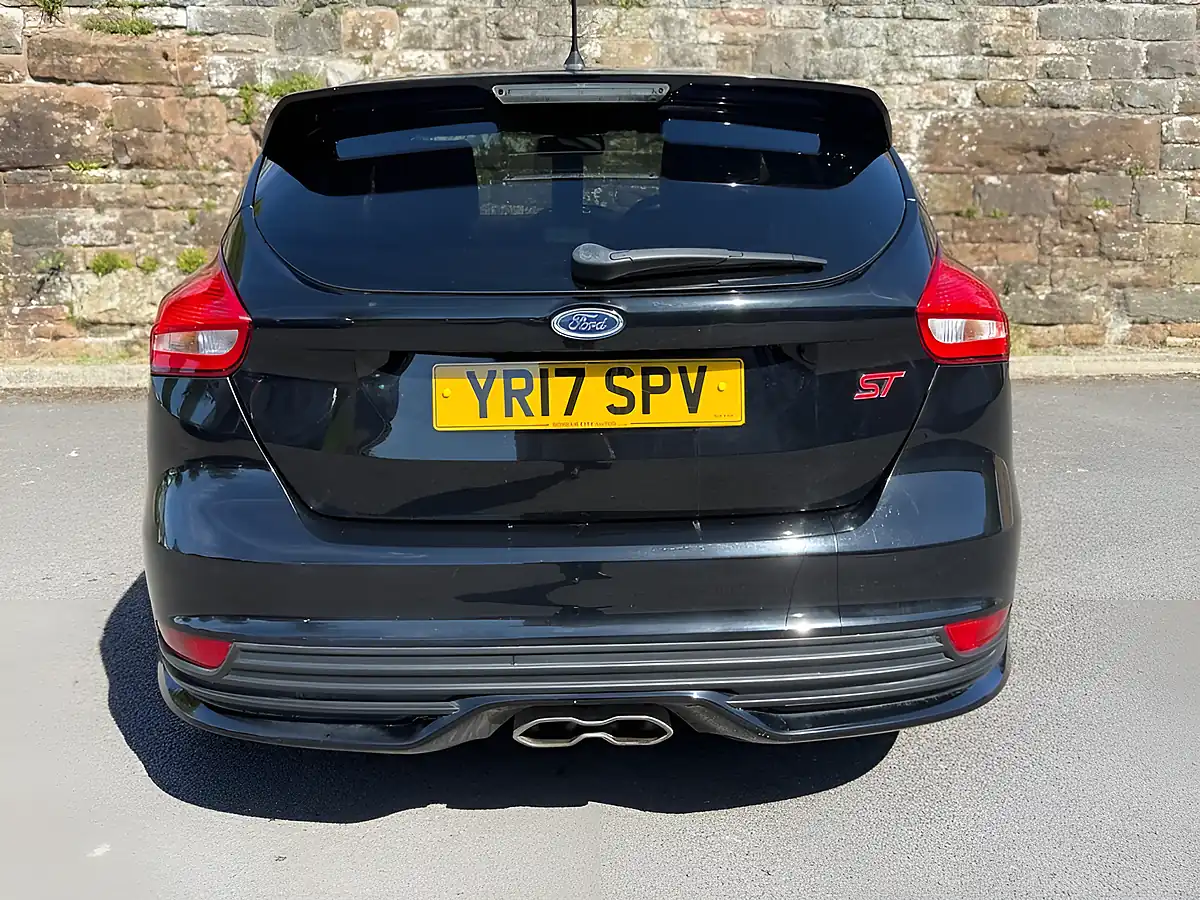 Used 2017 Ford Focus ST-2 Black - Interior and Exterior details 6