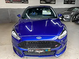 Used 2017 Ford Focus ST-2 Blue - Interior and Exterior details 4