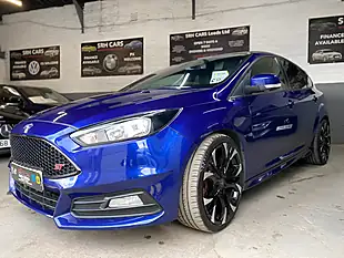 Used 2017 Ford Focus ST-2 Blue - Interior and Exterior details 9