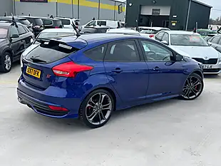 Used 2017 Ford Focus ST-2 Blue - Interior and Exterior details 12