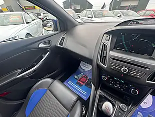 Used 2017 Ford Focus ST-2 Blue - Interior and Exterior details 16