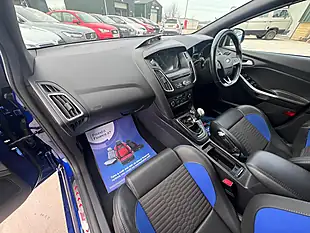 Used 2017 Ford Focus ST-2 Blue - Interior and Exterior details 17