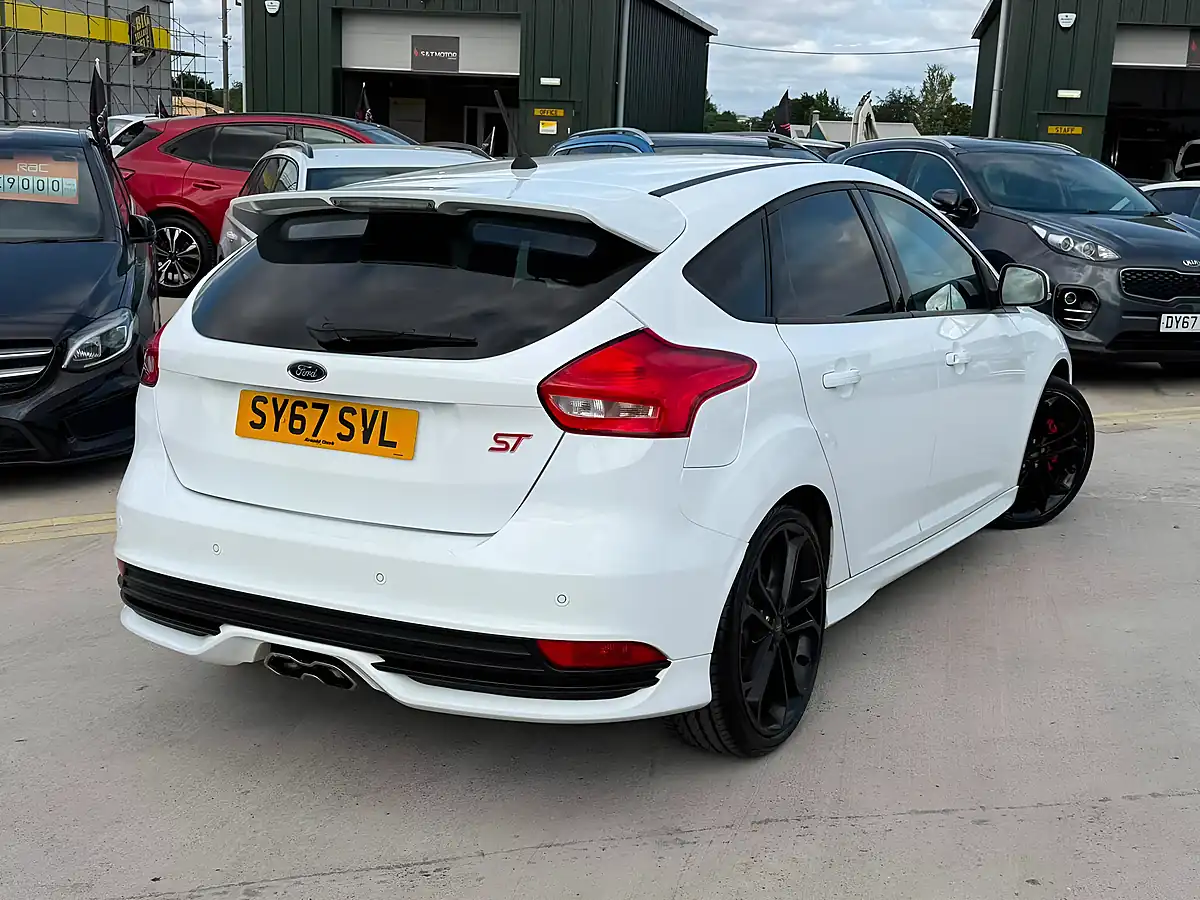 Used 2017 Ford Focus ST-2 White - Interior and Exterior details 11