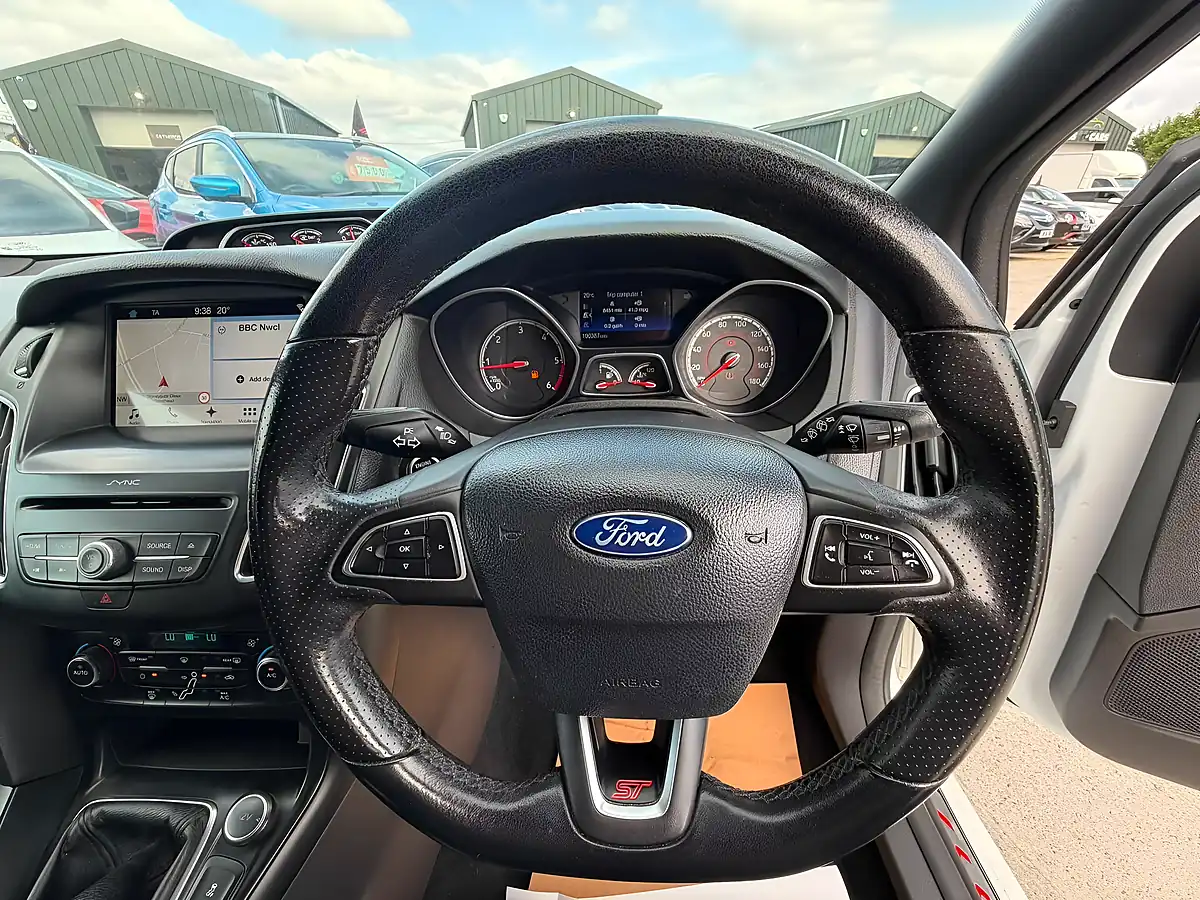 Used 2017 Ford Focus ST-2 White - Interior and Exterior details 19