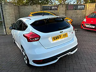 Used 2017 Ford Focus ST-2 White - Interior and Exterior details 10