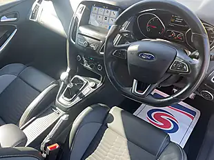 Used 2017 Ford Focus ST-2 White - Interior and Exterior details 12