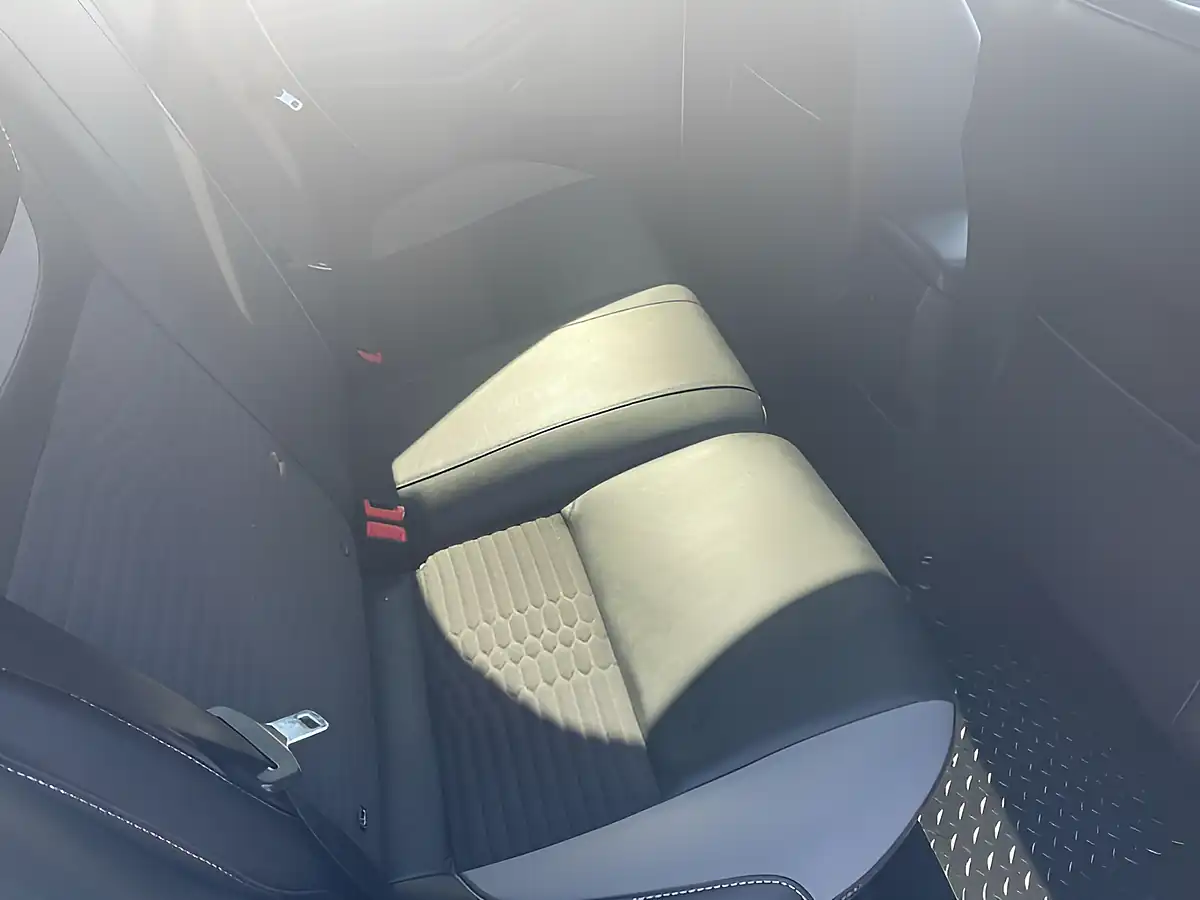 Used 2017 Ford Focus ST-2 White - Interior and Exterior details 15