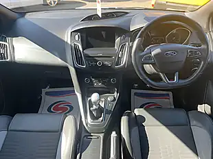 Used 2017 Ford Focus ST-2 White - Interior and Exterior details 16