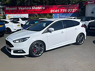 Used 2017 Ford Focus ST-2 White - Interior and Exterior details 4
