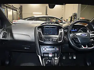 Used 2017 Ford Focus ST-3 Black - Interior and Exterior details 15