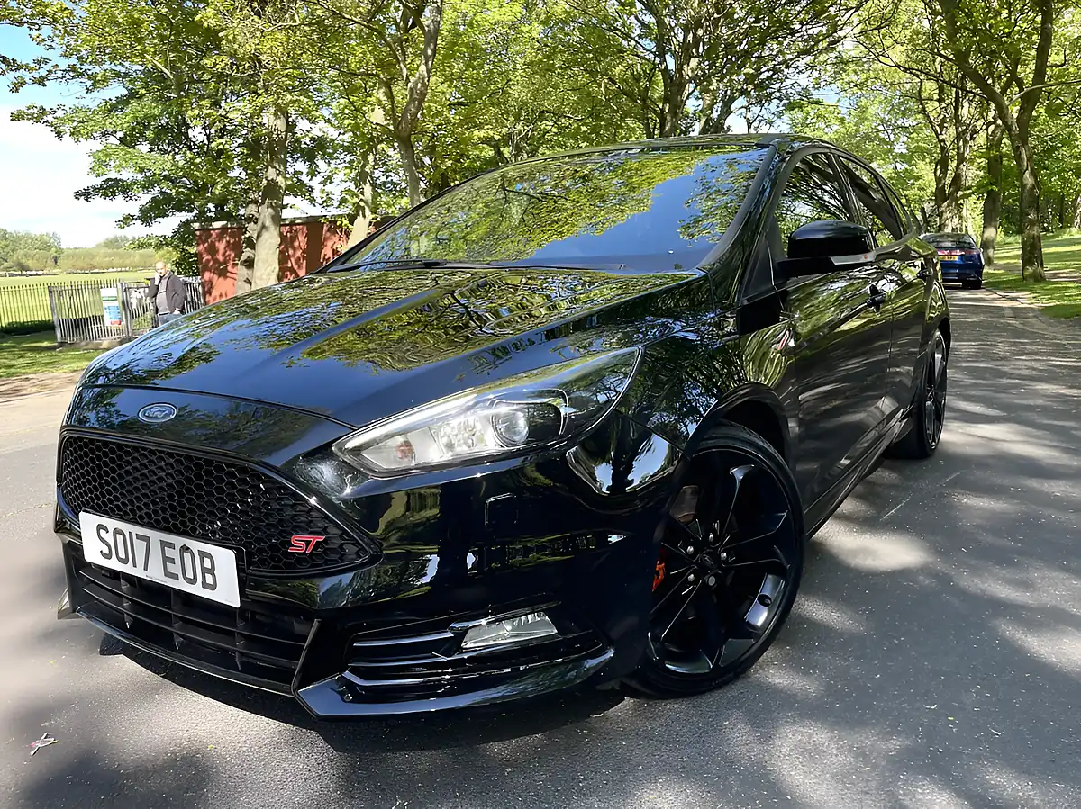 Used 2017 Ford Focus ST-3 Black - Front View