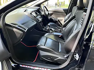 Used 2017 Ford Focus ST-3 Black - Interior and Exterior details 11