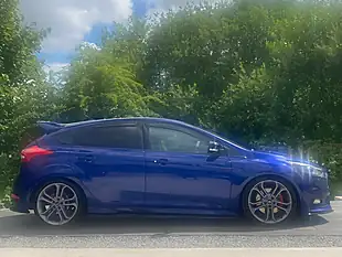 Used 2017 Ford Focus ST-3 Blue - Interior and Exterior details 3