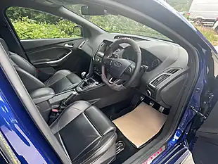 Used 2017 Ford Focus ST-3 Blue - Interior and Exterior details 5