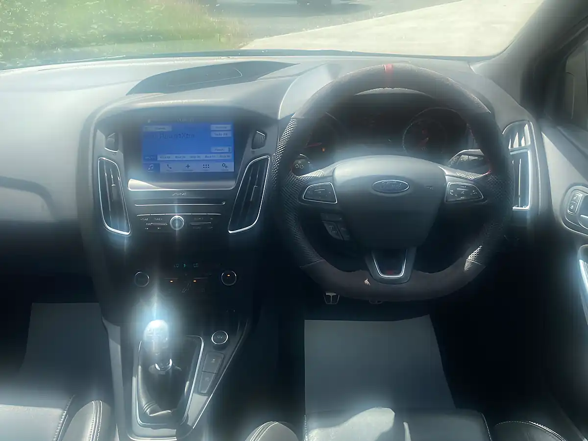 Used 2017 Ford Focus ST-3 Blue - Interior and Exterior details 8