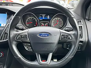 Used 2017 Ford Focus ST-3 Blue - Interior and Exterior details 19