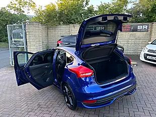 Used 2017 Ford Focus ST-3 Blue - Interior and Exterior details 19