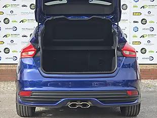 Used 2017 Ford Focus ST-3 Blue - Interior and Exterior details 10