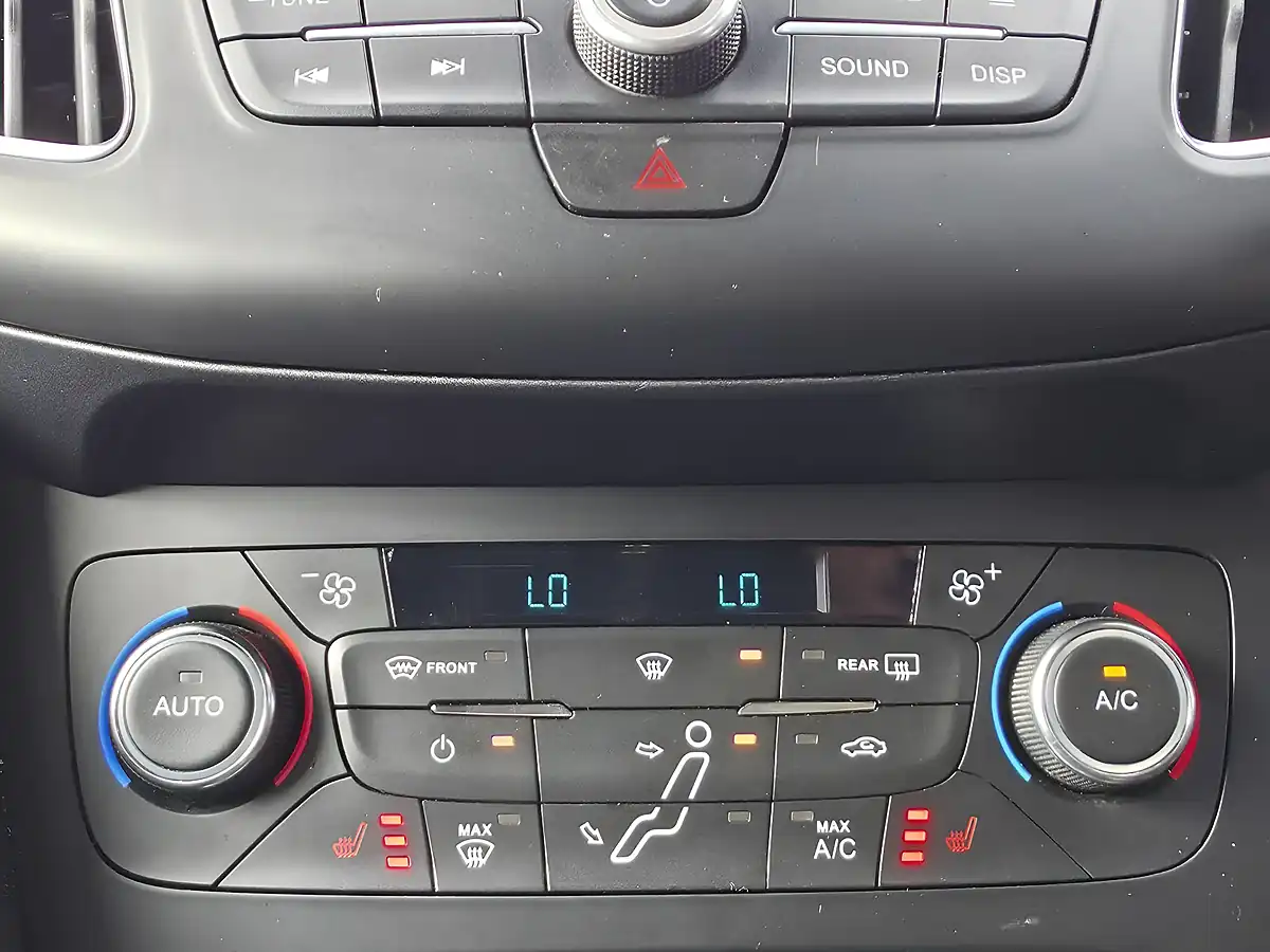 Used 2017 Ford Focus ST-3 Blue - Interior and Exterior details 18
