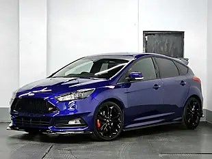 Used 2017 Ford Focus ST-3 Deep Impact Metallic Blue - Interior and Exterior details 20