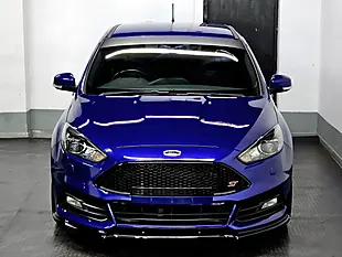 Used 2017 Ford Focus ST-3 Deep Impact Metallic Blue - Interior and Exterior details 3