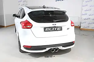 Used 2017 Ford Focus ST-3 Frozen White - Interior and Exterior details 15