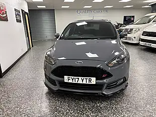 Used 2017 Ford Focus ST-3 Grey - Interior and Exterior details 6