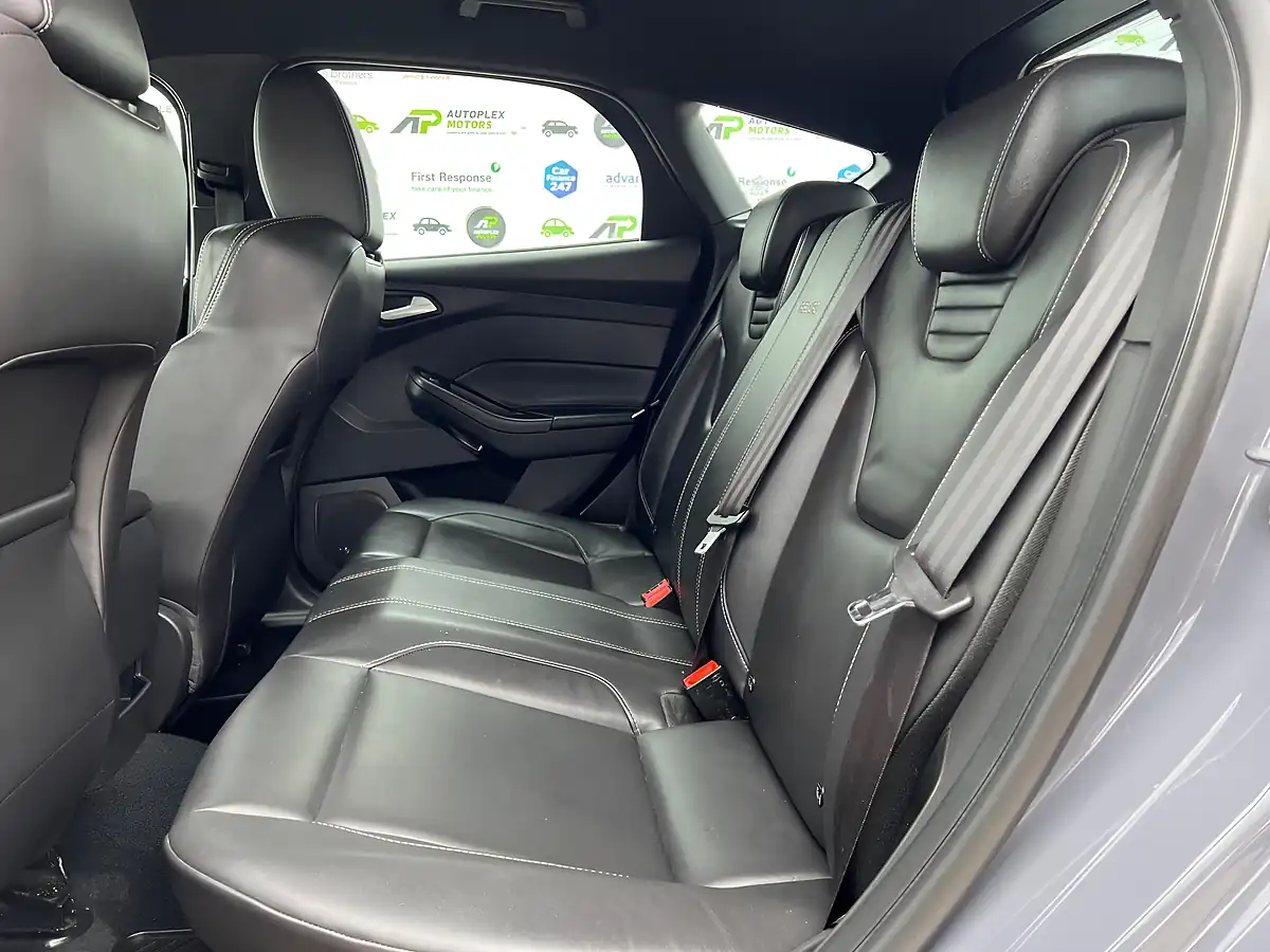 Used 2017 Ford Focus ST-3 Grey - Interior and Exterior details 14