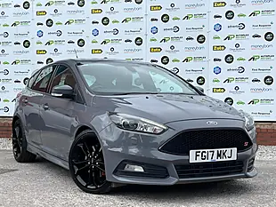 Used 2017 Ford Focus ST-3 Grey - Interior and Exterior details 3