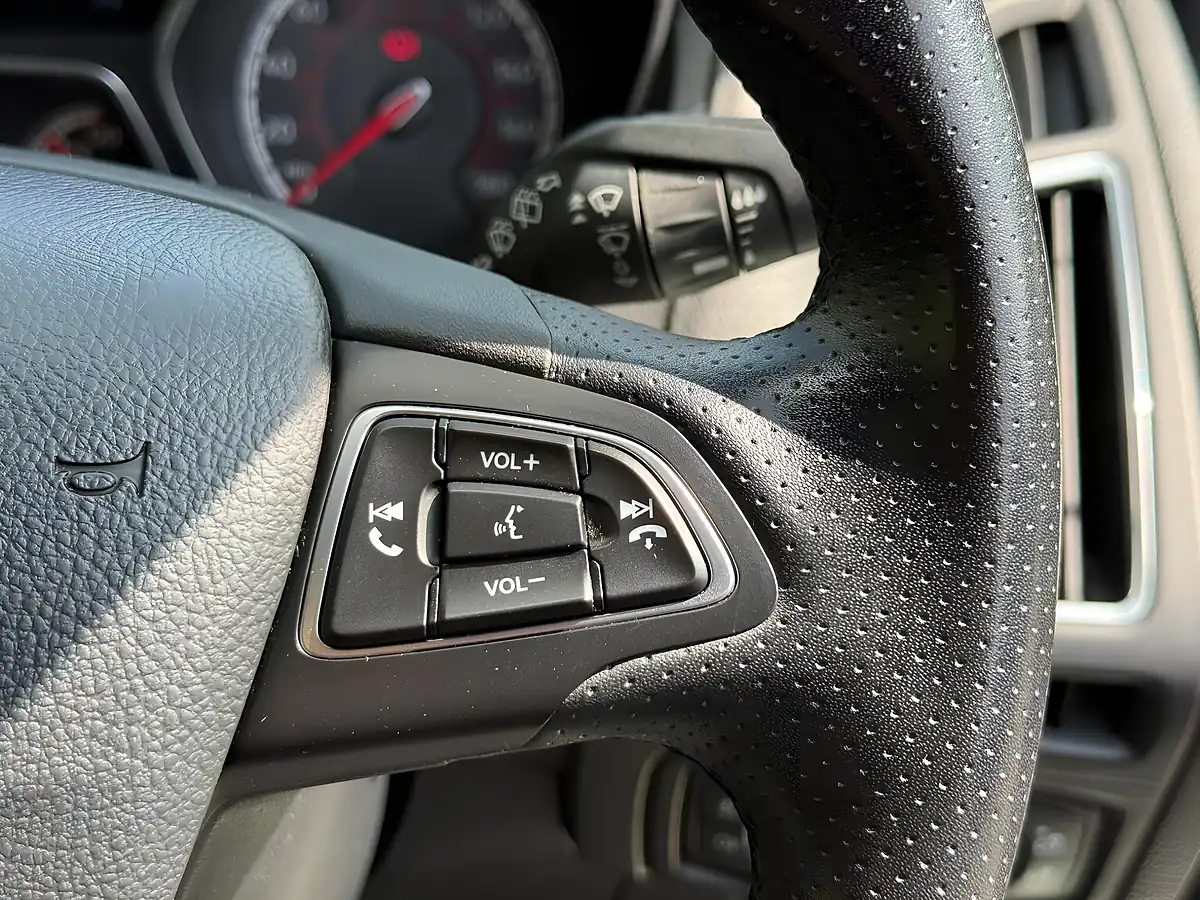 Used 2017 Ford Focus ST-3 Grey - Interior and Exterior details 14