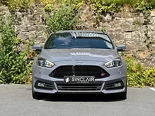 Used 2017 Ford Focus ST-3 Grey - Interior and Exterior details 2