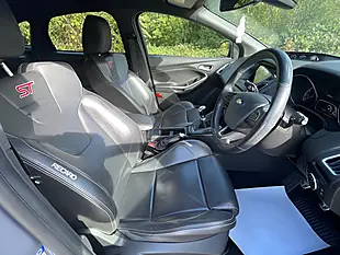 Used 2017 Ford Focus ST-3 Grey - Interior and Exterior details 12